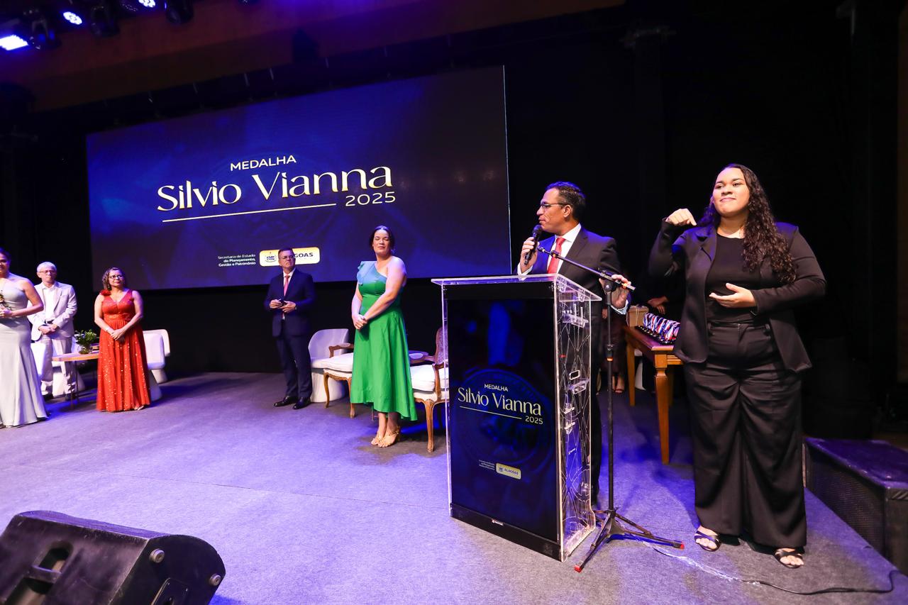 25-11-2025 - Medalha Silvio Viana 2025