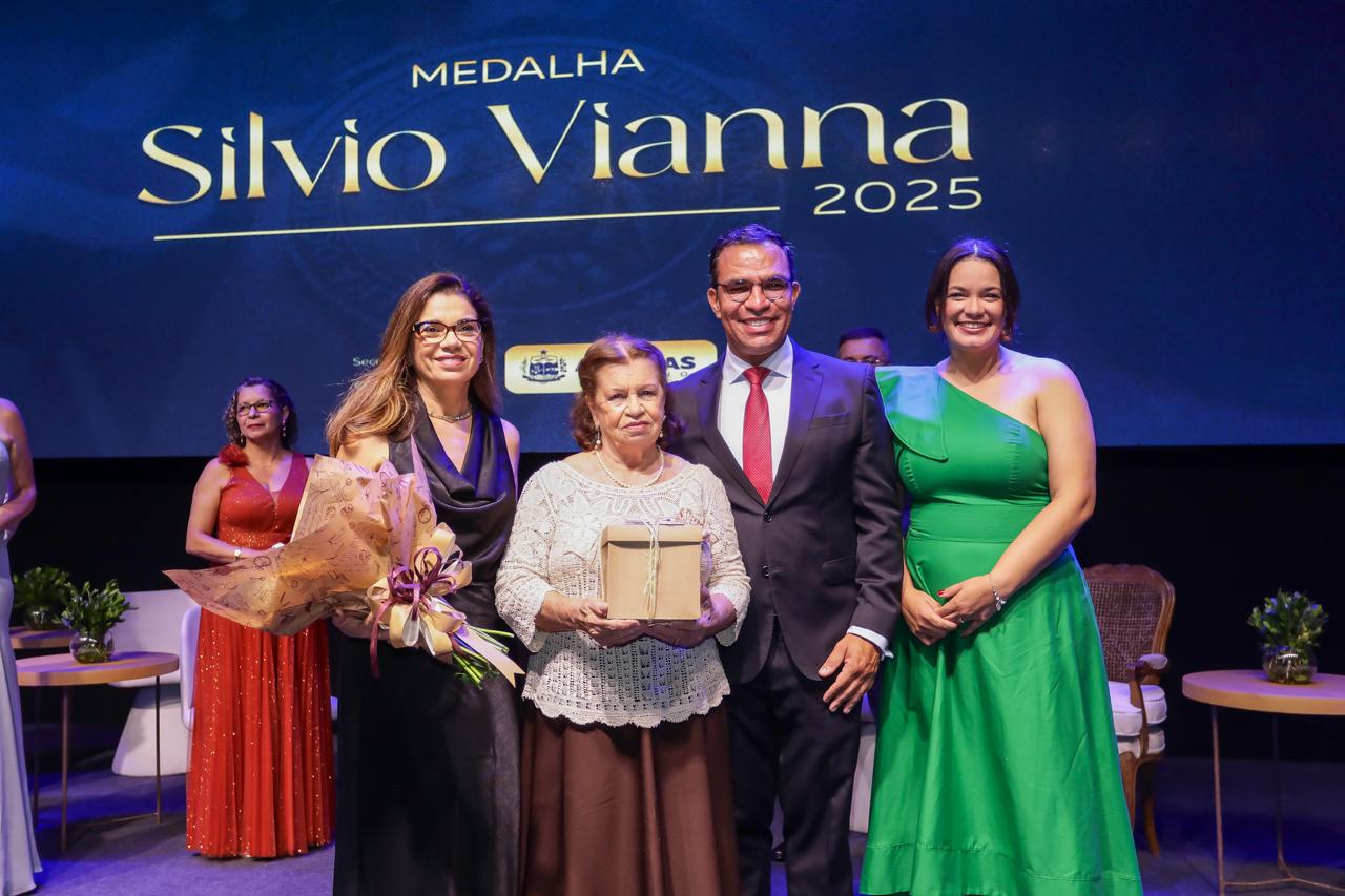 25-11-2025 - Medalha Silvio Viana 2025